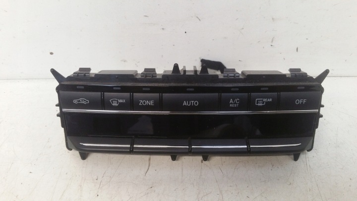 Panel Bouches buses 2128301285 Mercedes W212