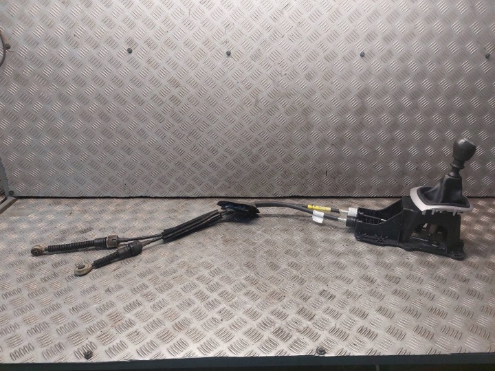 Schalthebel Schalt getriebe + Bowdenzug RENAULT MEGANE III 1.5 DCI 8200777403