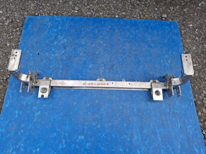 Halter Strebe unter Kühler Versteifung MERCEDES B-KLASA W246 A-KLASA W176 2011R->