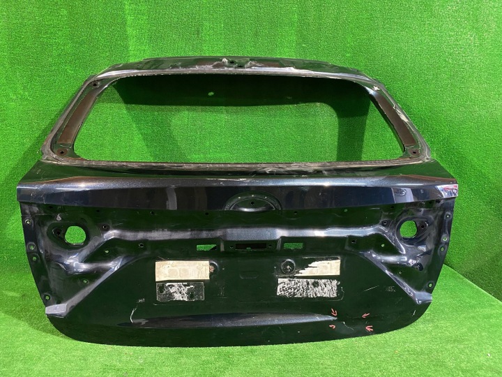 Malle / hayon coffre porte arrière Porte coffre hayon Arrière TOYOTA AVENSIS T27 LIFT KOMBI