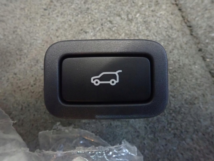 tlačítko kapoty LAND ROVER DISCOVERY V 2017- L462