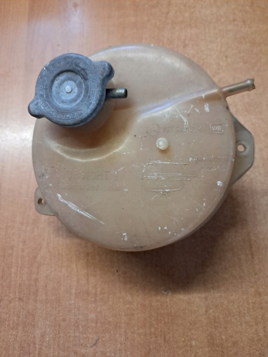 tank of gas HLODZACEGO MERCEDES 107 1075000349