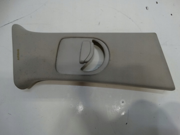 kryt SLUPKA pravá RENAULT LAGUNA III 769130001R
