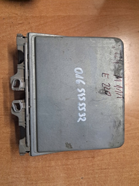 control unit of the engine MERCEDES W124 E220 220E 220CE 2.2 0165455532