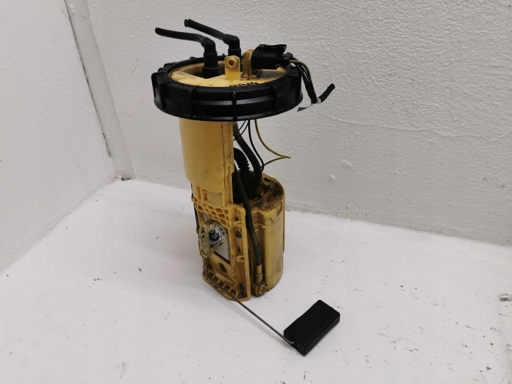 Pompe alimentation carburant VW CRAFTER 2.5 TDI HVW 9064700794