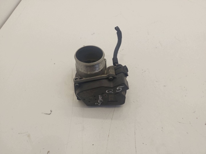 AUDI A5 A4 Q5 VW GOLF VI EOS 1.8 2.0 TFSI Vanne boitier papillon 06F133062J