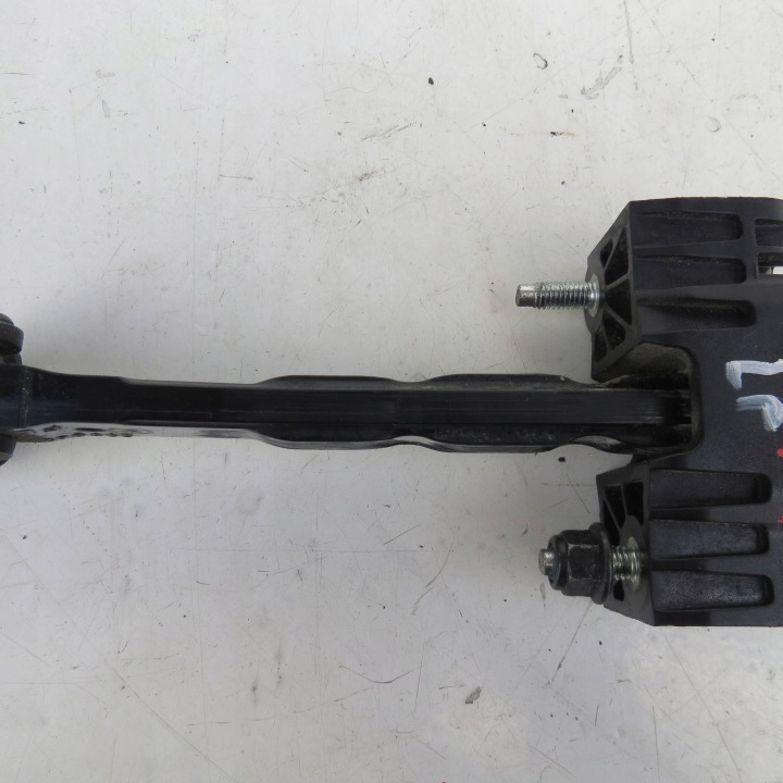 omezovač levý předek VOLVO S60 II V60 a 2.4 D5 215KM 10-18r 31298466
