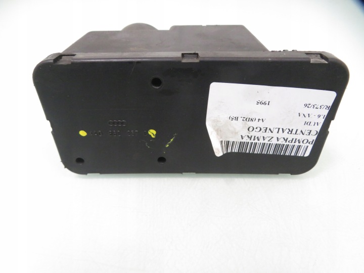 AUDI A4 B5 4A0862257C 6