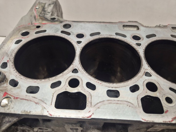 B47C20B BMW X1 F48 X2 F39 MINI F57 F60 8579488 8