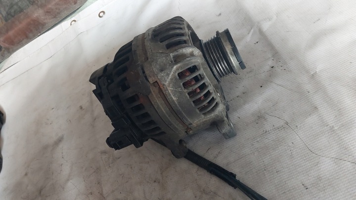 alternatore 028903029B 0124515026 1.9 TDI AUDI A4 A6 PASSAT B5 GOLF IV