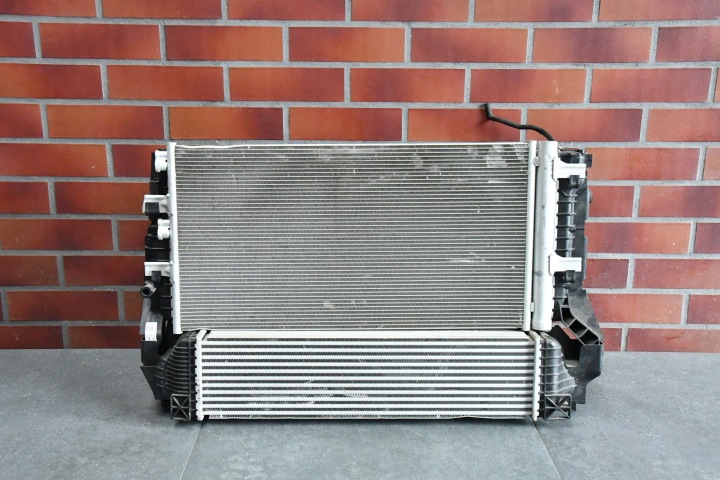 radiatore d’acqua KLIMY KOMPLET BMW 2 F45 F46 X1 F48 X2 F39 MINI F54 F55 F56