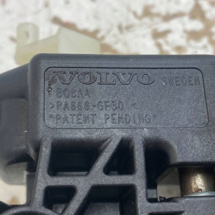 VOLVO XC60 II ΣΥΜΒΟΥΛΗ ΣΤΗΝ ΠΙΣΩ 31446748 7