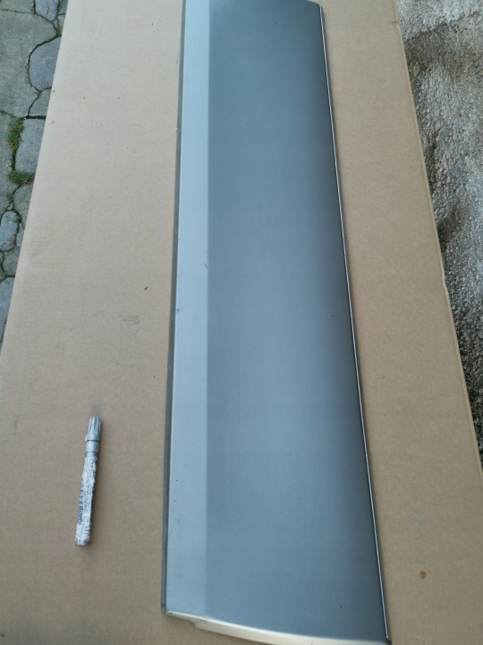 Mercedes W124 moulding szeroka door front right sedan kombi