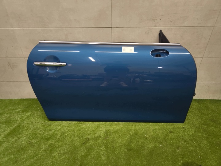 MINI F56 ajtó jobb szín C2M