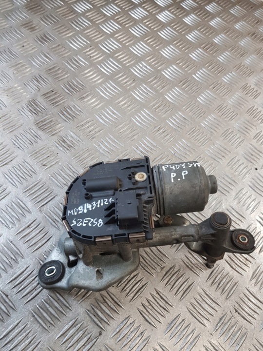 motorić brisača desni prednji dio 1137328306 PEUGEOT 407 SW