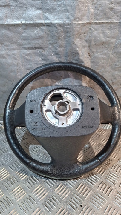 Volvo S60 şi 14926 2.4L diesel 120kW 2004 8