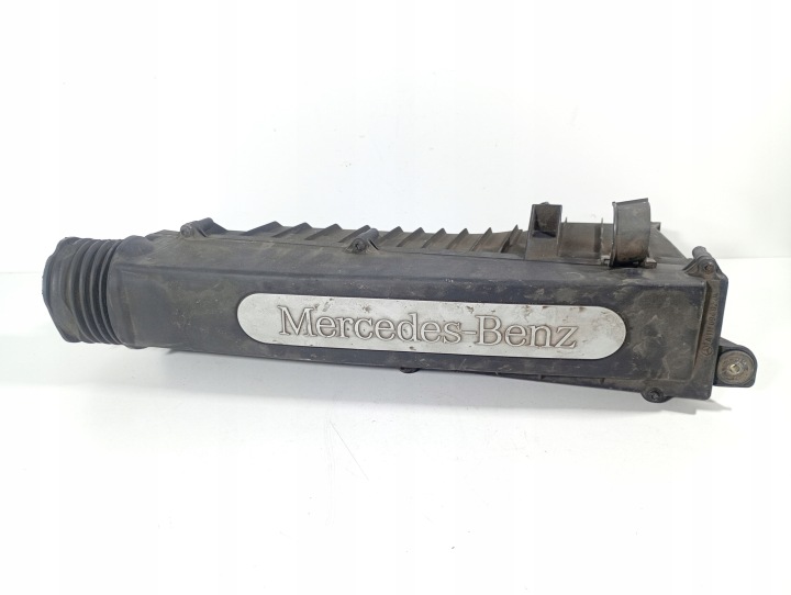 Mercedes W203 00-07 cover of a filter, air OE A1110940204 2.0 K