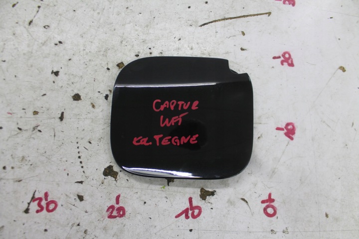 TANKKLAPPE DES KRAFTSTOFFSBEHÄLTERS RENAULT CAPTUR LIFT DER RÄDER. TEGNE 17-19