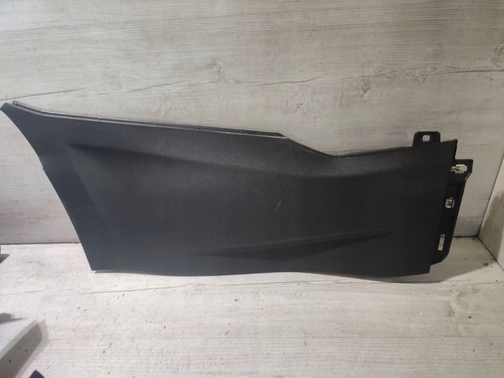 Peugeot 2008 II 2020 Destro Bocchetta copertura GREMBIALINA Laterale / lato tunelu srodkowego