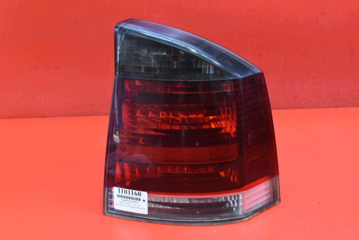 Licht rechts heck hinten 13130646 OPEL VECTRA C HB 02-05
