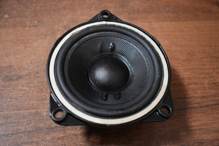 IDEALNY speaker PORSCHE 1
