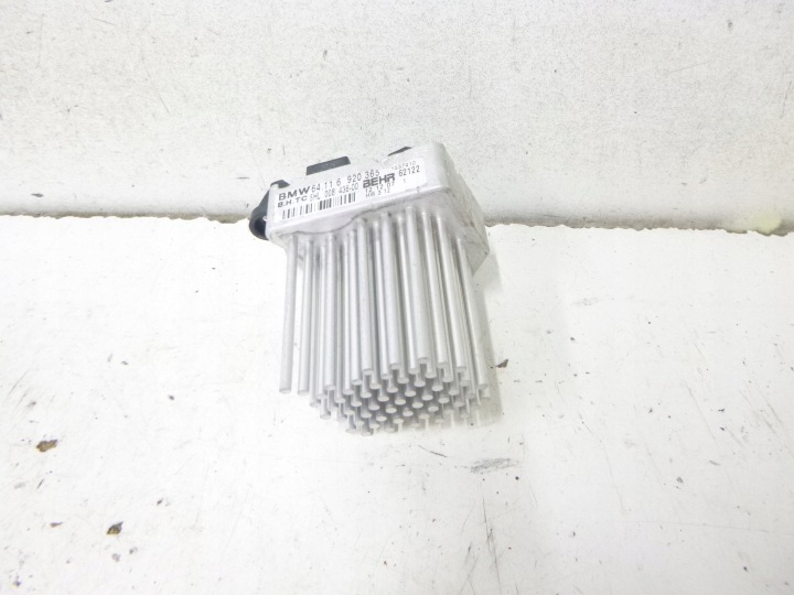 resistor, rheostat, regulator heater fan resistor BMW X3 E83 2.0d 2008r. 6920365
