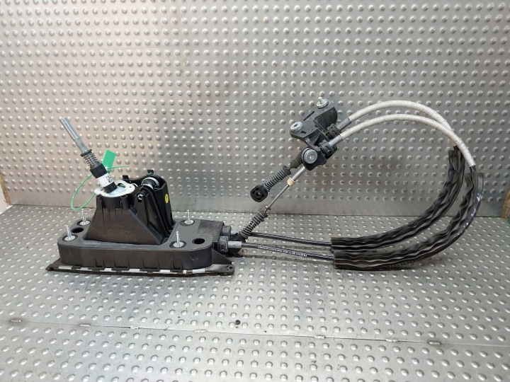 Schalthebel Schaltkulisse getriebe Bowdenzug MANUAL 5Q0711049AR VW GOLF VII R 2.0 TSI