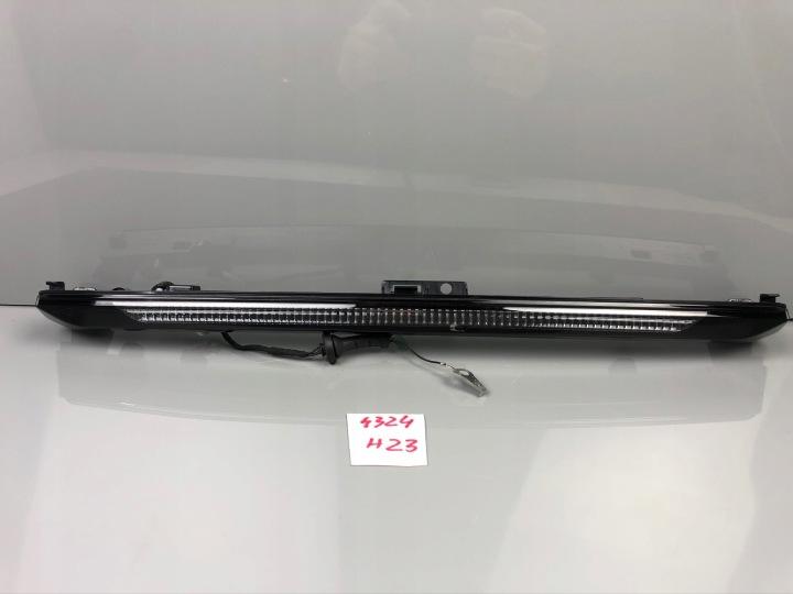 TRZECIE svjetlo STOP VOLVO V60 II 31468198