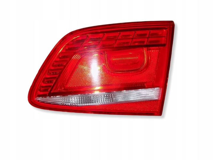 Volkswagen PASSAT B7 sedan light right rear bonnet led 3AE945308