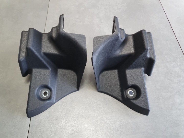 Audi A3 8Y copertura GREMBIALINA Copertura krawedzi Destro sinistra 8Y4863423 8Y4863424