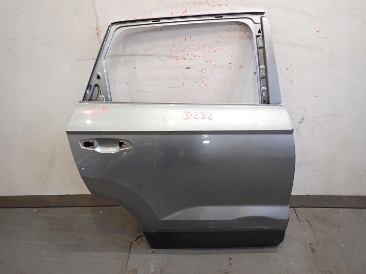 dvere zadok zadné pravé SEAT ATECA 2016- 575833312