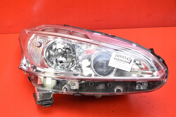 REFLEKTOR Droite Feux phare Avant Lentille LED EU 1685352480 PEUGEOT 208 et 12-16