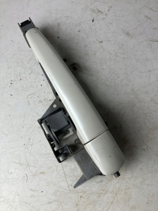 Poignée Portière Droite Avant PEUGEOT 3008 et KWED