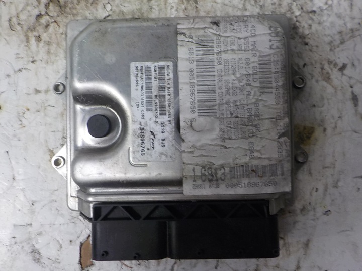 LANCIA DELTA computer control unit 51896765 4S51-CD53