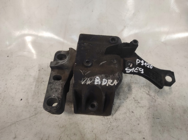 Volkswagen Bora engine mount 1J0199588B