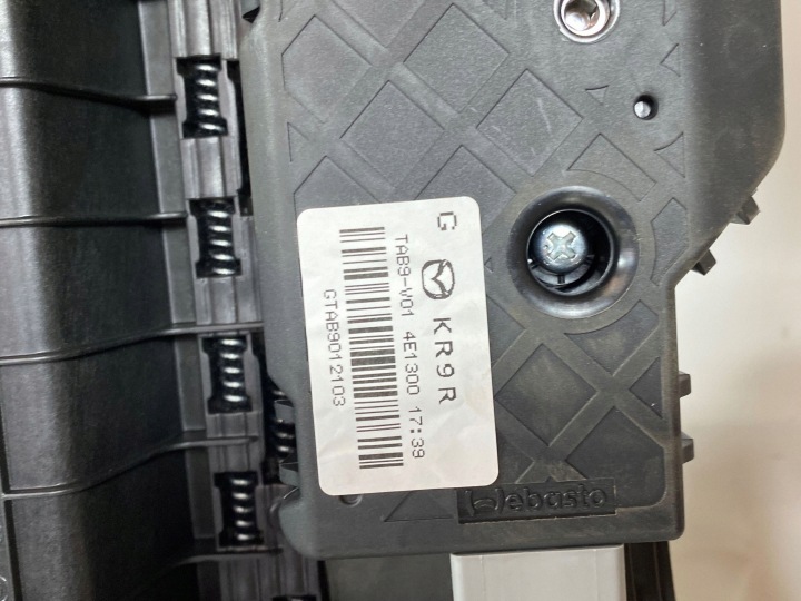 2025 Mazda CX-70/90 Popolna sončna streha TAB9V014E1300 12