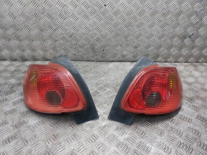 Feux phare Gauche Arrière + Droite Arrière PEUGEOT 206 et LIFT HB 5D