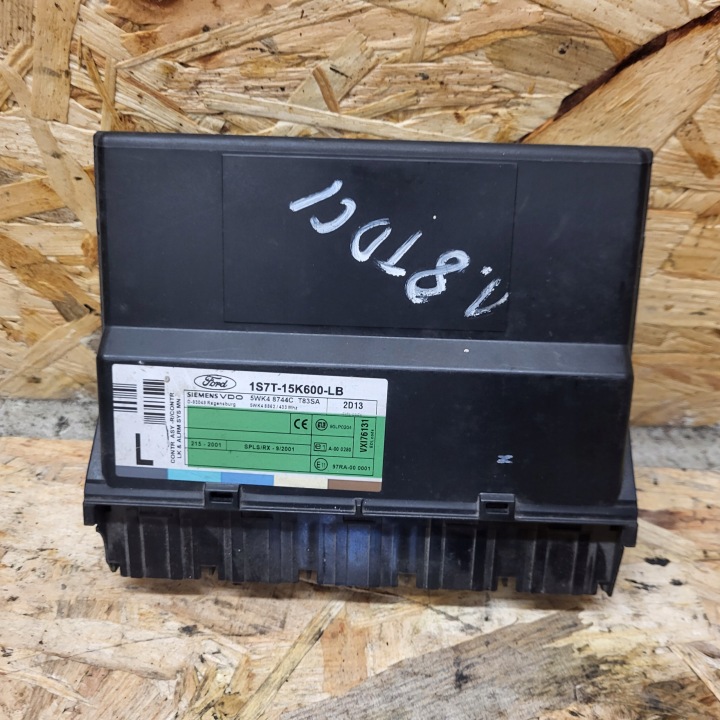 FORD FOCUS MK1 01-04 Unité commande confort 1S7T-15K600-LB