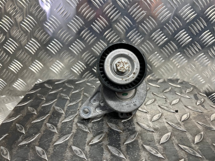 Riemenspanner Spannelement VOLKSWAGEN CADDY 4 4L903315AG
