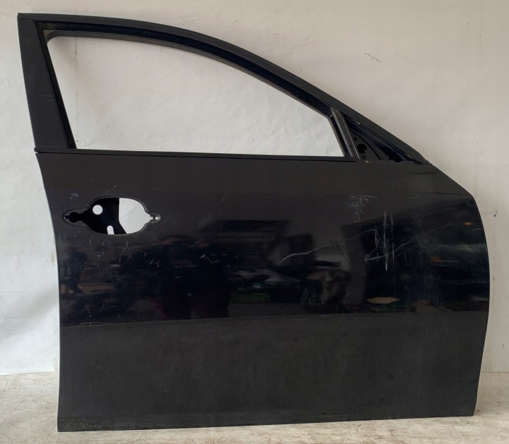 # Portière Droit Avant Avant BMW 5 E60 E61
