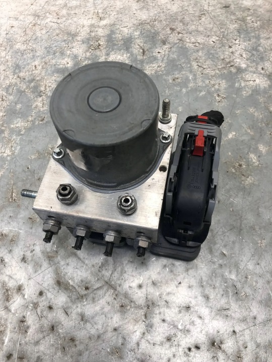 Pumpe ABS SKODA FABIA III 6C0907379R