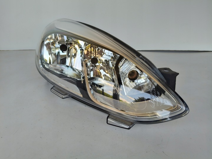 Licht rechts REFLEKTOR FORD FIESTA MK8 17