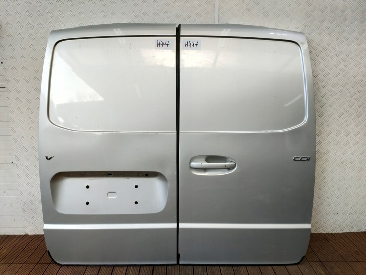 MERCEDES VITO W447 14-25 dvere zadné pravé + Ľavé SKRZYDELKA KOMPLET 2SZT.