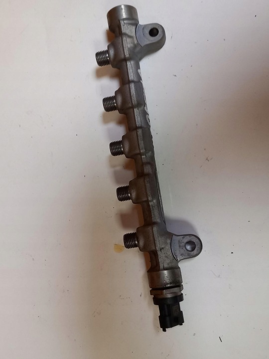 Kraftstoffverteiler Einspritzleiste KIA OPTIMA III 1.7 CRDi 136KM 31400-2A420 10-15