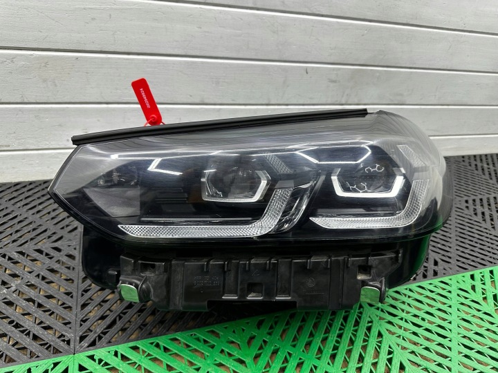 Licht vorne Seite links BMW X3 G01 X4 G02 LCI BLACK 5A29205