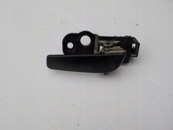 handle right front peugeot bipper 2009r