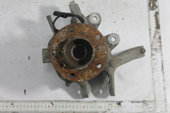 achsschenkel radnabe radlager links heck hinten 6793769 BMW 5 GT F07