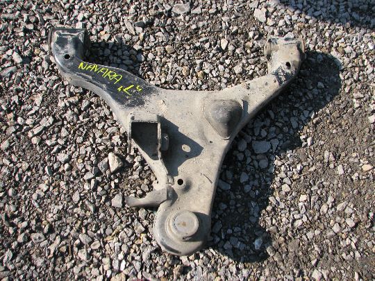 Querlenker unterer links NISSAN NAVARA D40 2008 ROK.