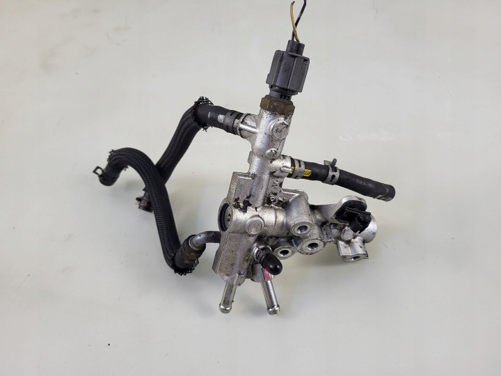 rozdzielacz des Kraftstoffsbehälters Schlauch Sensor 2.2 d MAZDA CX-5 und KE A14K23