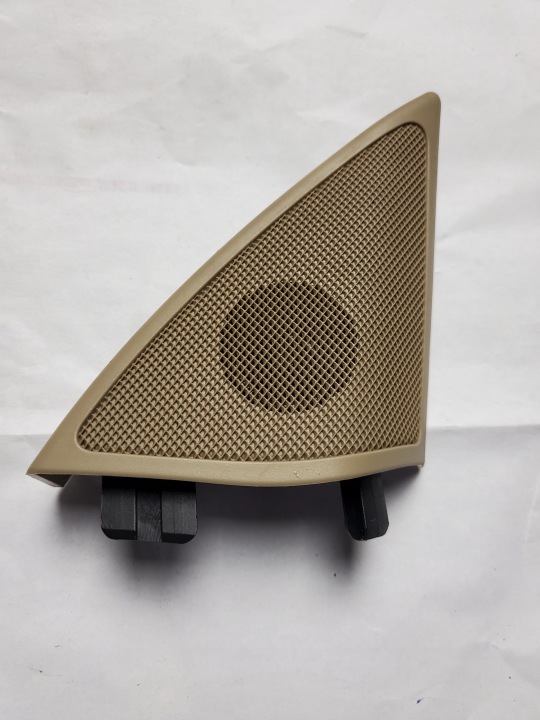 speaker WYSOKOTONOWY spoiler right TROJKAT cover MERCEDES E W207 COUPE OE